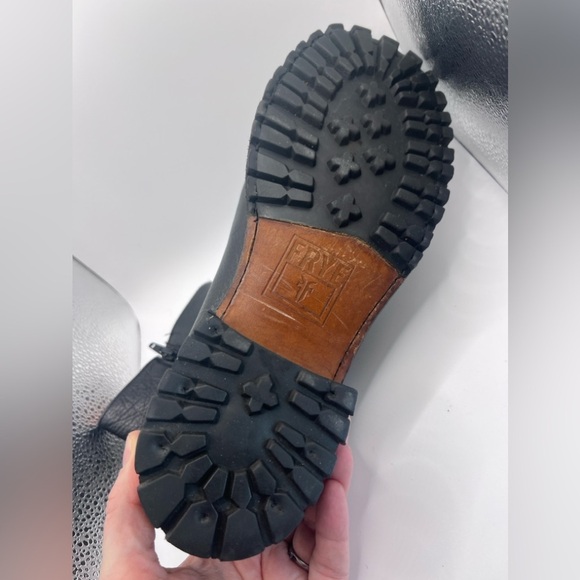 Frye Bowery leather men’s side zip boot, black leather, size 9.5 - Picture 10 of 10